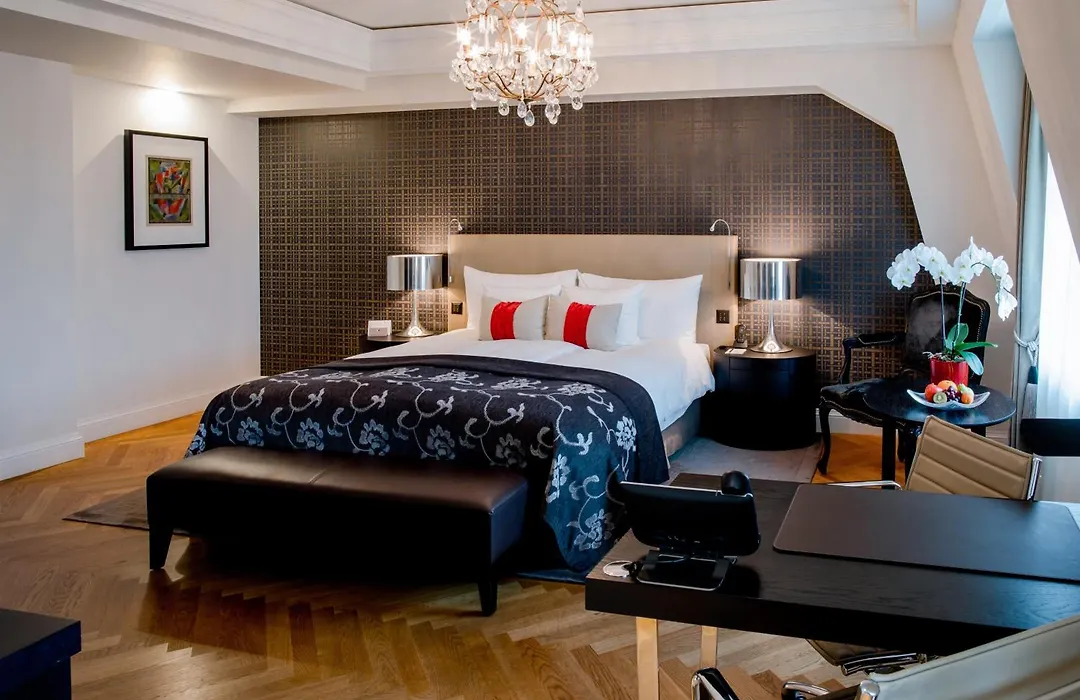 Hotel Schweizerhof Bern & Spa-1